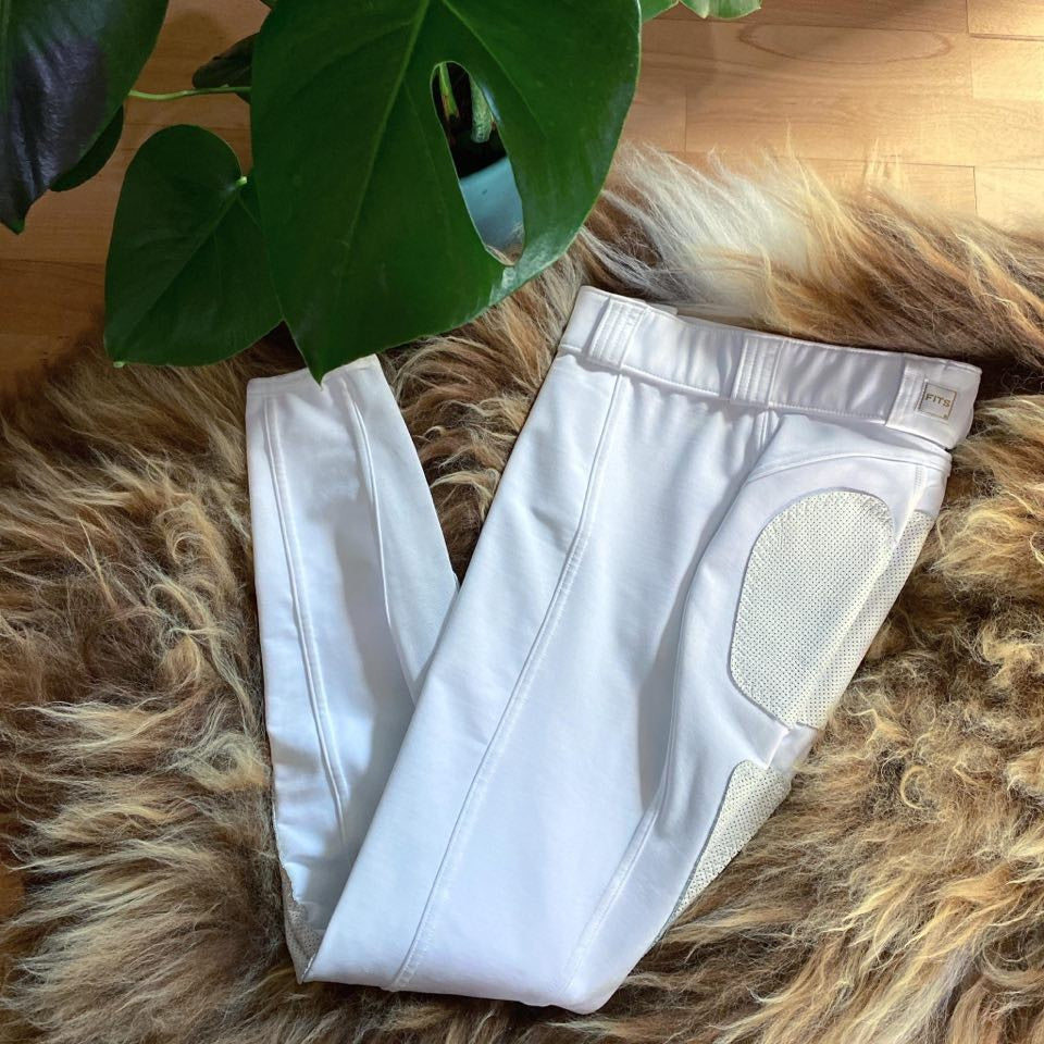 Fits Performax Ridebukser front zip Hvide