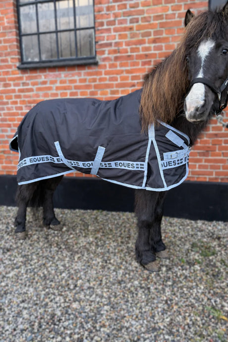 Eques_High-neck_vinterdaekken_5_800x