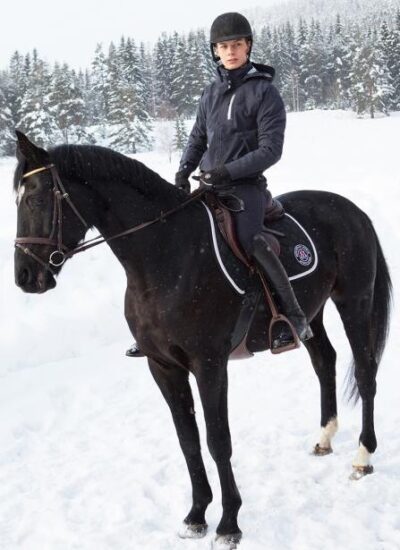 Mountain horse Crest jakke 3L, small. - Image 4